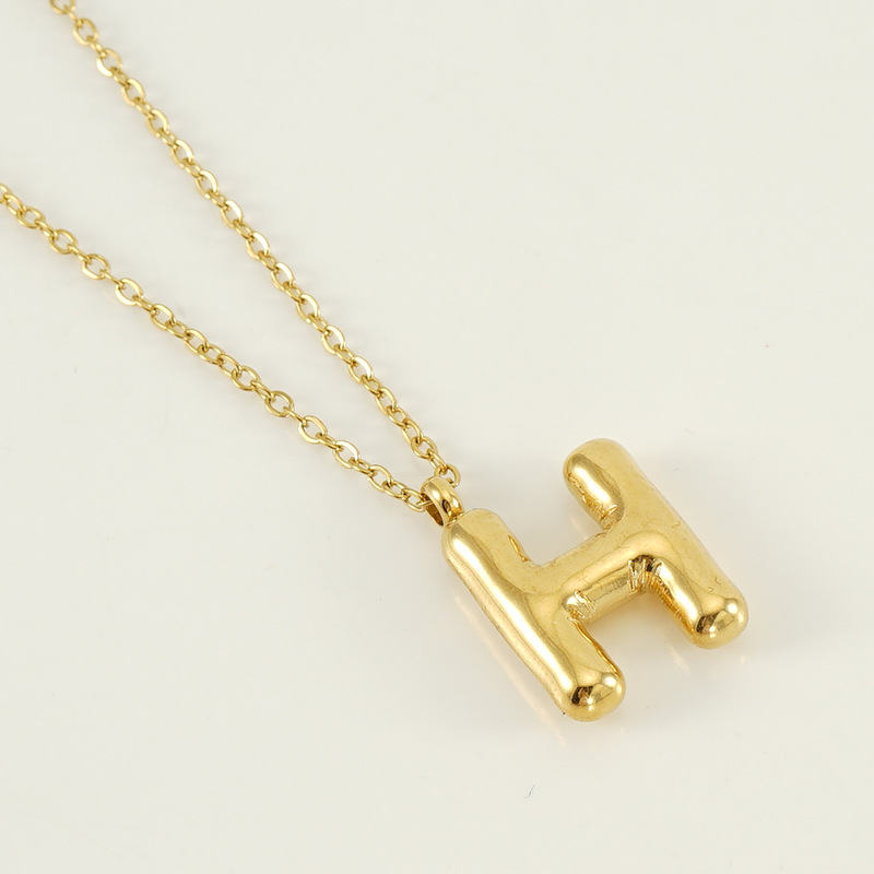 Gold / 1 Piece Simple Series Simple Letter H Stainless Steel 18K Gold Plated Women's Pendant Necklaces Picture8